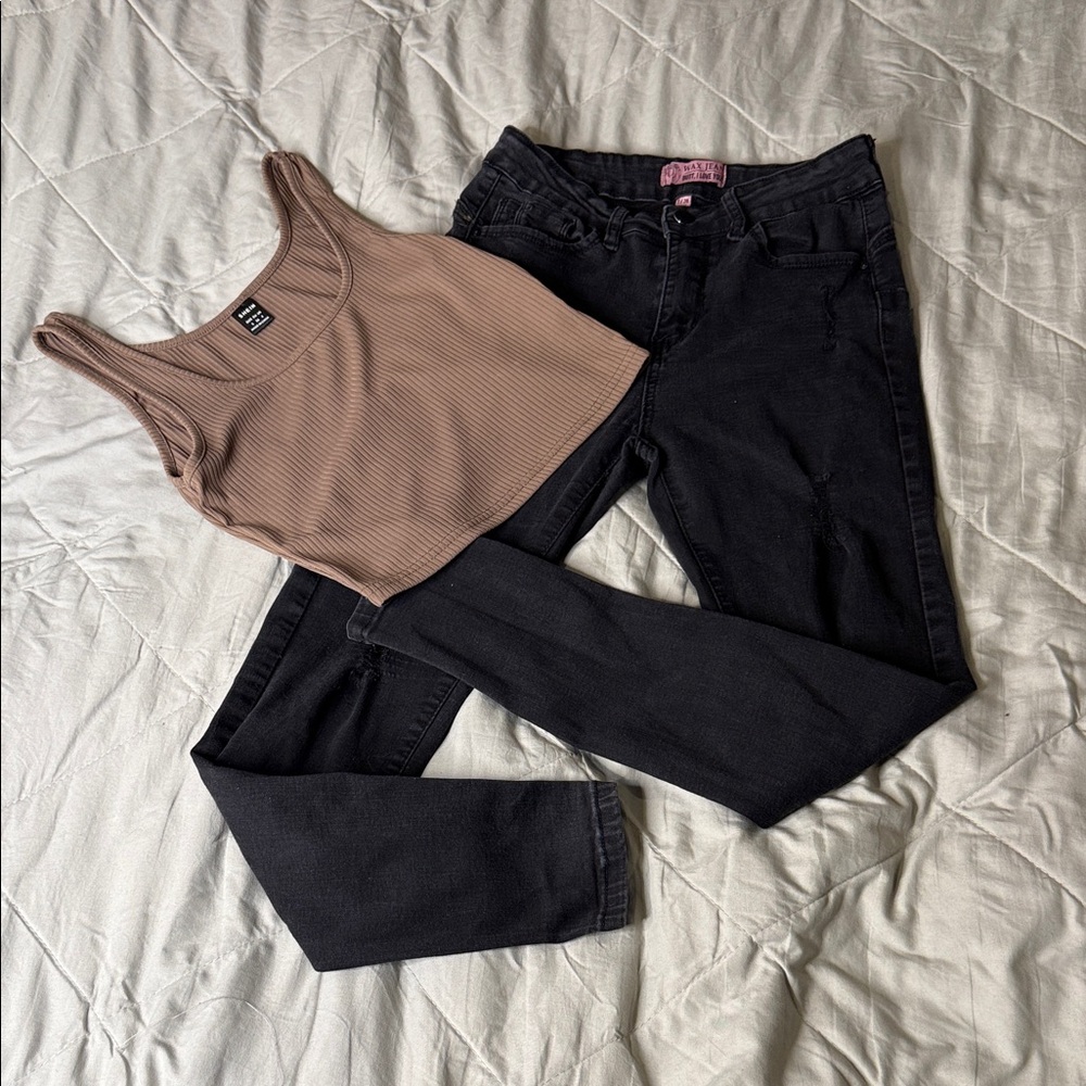 Tan Crop Top and Black Jeans Set - Picture 2 of 6